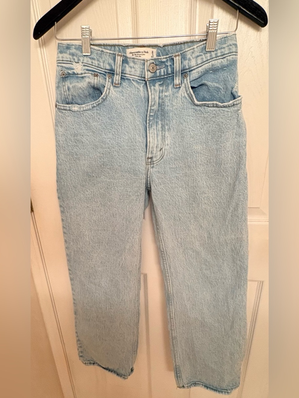 Abercrombie & Fitch Women’s Light Blue Straight Jeans | Extra Short Size 26